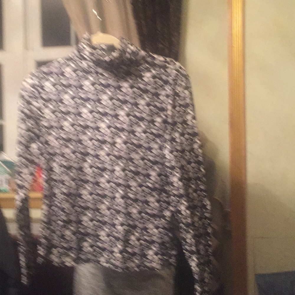 2 Pc Set Printed Puffer& Matching Turtleneck - image 2